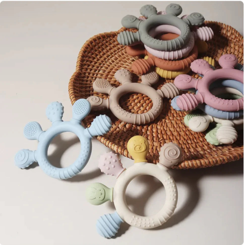 VioTeeth™ – Ergonomische Silikon-Beißhilfe für Babys (BPA-frei)